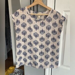 LOFT Modern Damask Blue Pattern Top Size Small